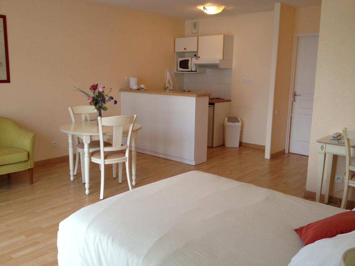 Domitys Le Village Vierzon Rom bilde